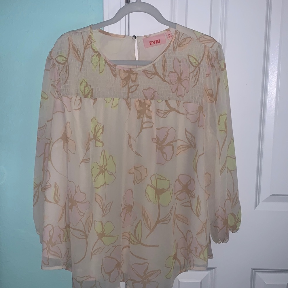 EVRI Spring plus size blouse 1X